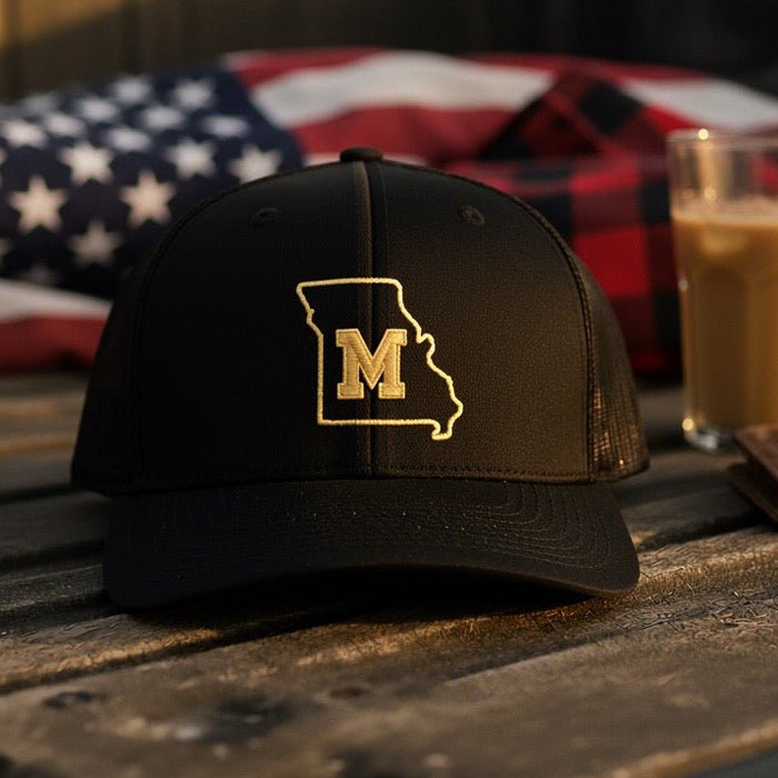 Missouri Essentials with gold Missouri outline and M, woven mesh and no rope.